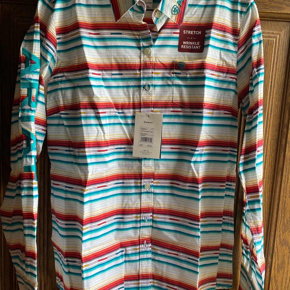 Ariat Women's Vibrant native flair Striped Fitted,Button Down Shirt, Large, NWT